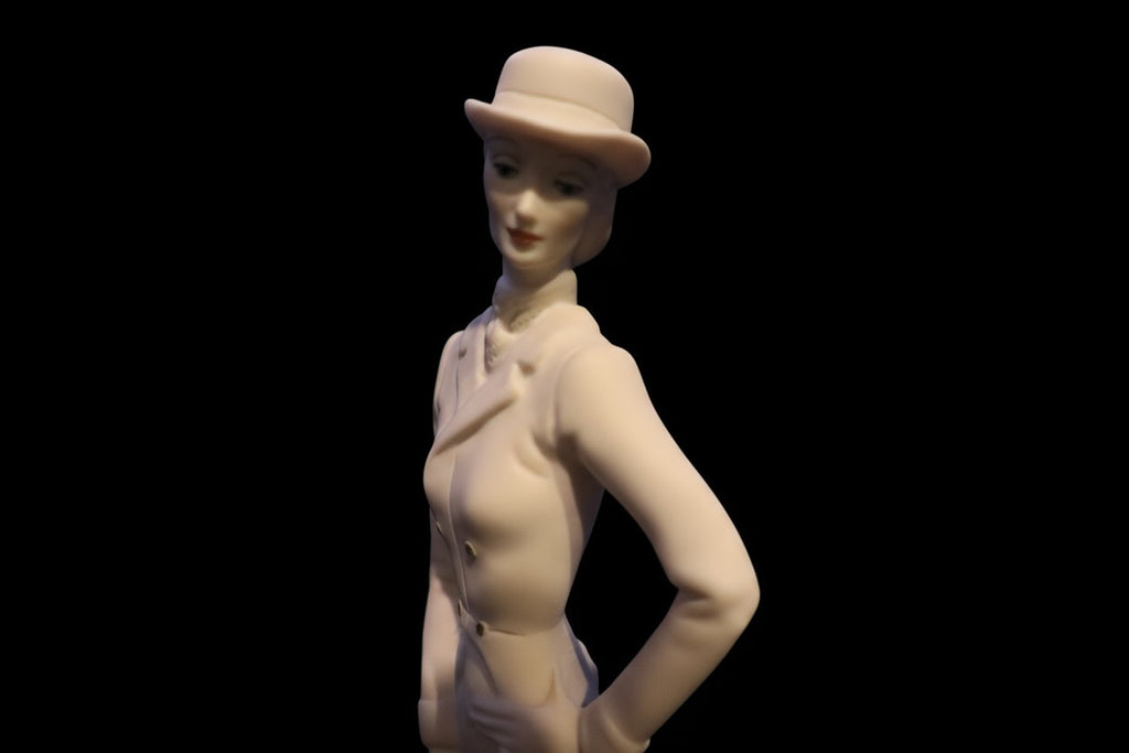 Giuseppe Armani Lady Rider 1987 Florence Italy Figurine Porcelain Sculpture