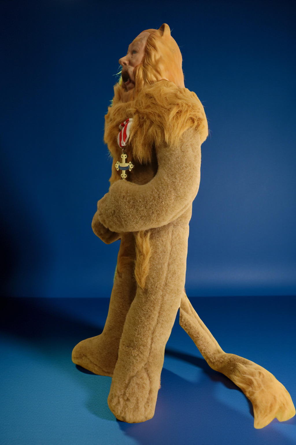 The Cowardly Lion from the Franklin Heirloom collection - LADYBIRD LAUGH