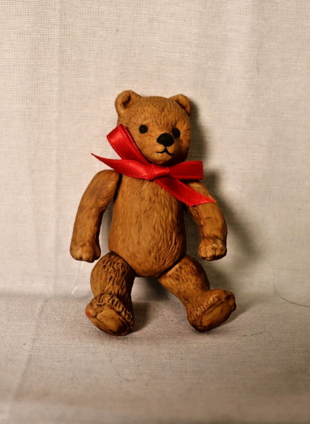 Vintage Department 56 porcelain teddy bear - tree not included - LADYBIRD LAUGH