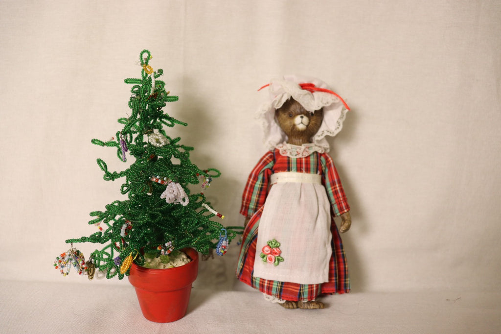 Silvestri's Mama Bear doll ornament - LADYBIRD LAUGH
