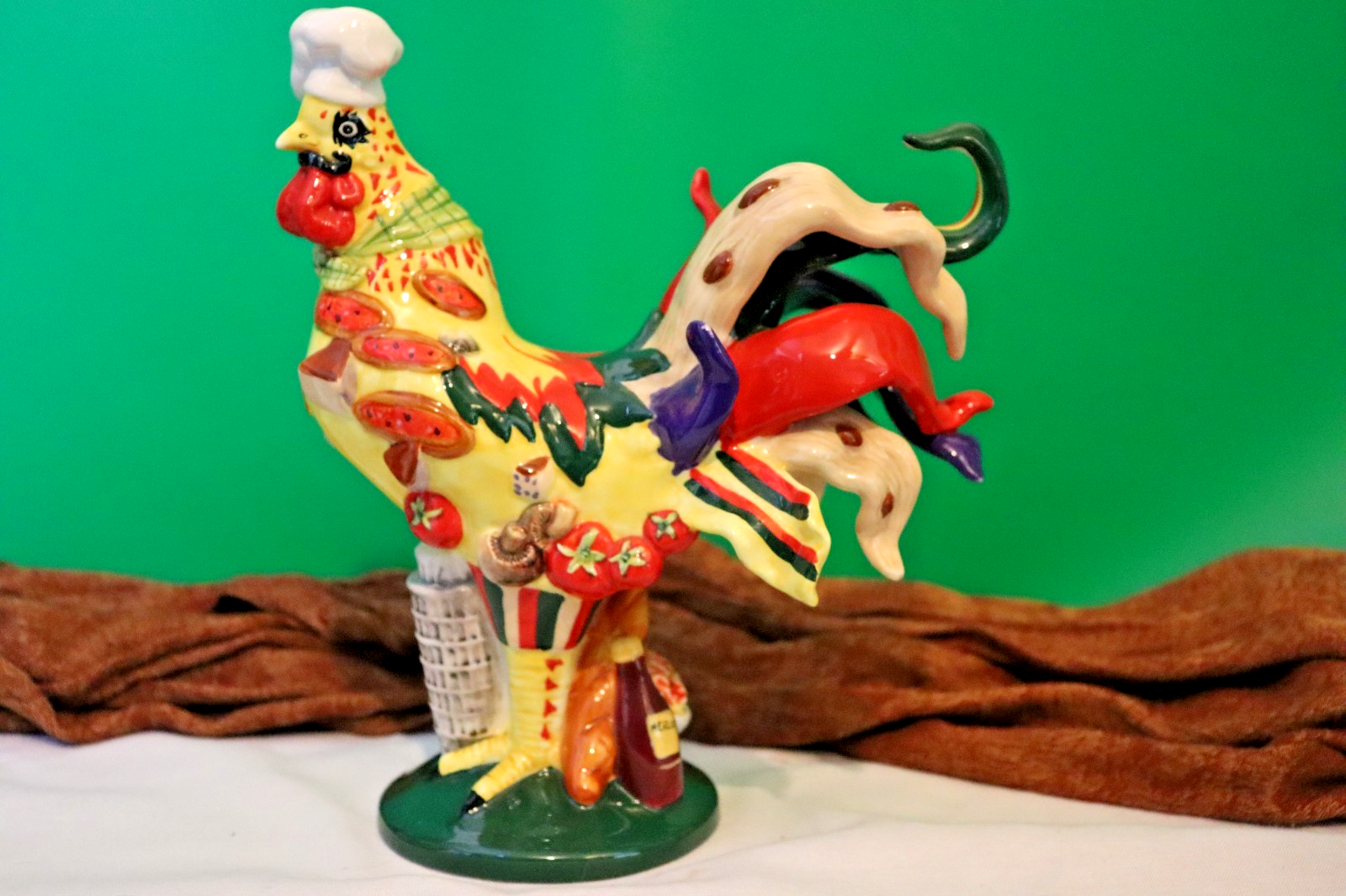Sharon Neuhause's Poultry in Motion ' Chicken Parmesan' Rooster - LADYBIRD LAUGH