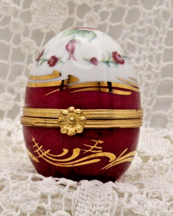 Limoges, France. Artoria. Egg shaped trinket box with roses - LADYBIRD LAUGH