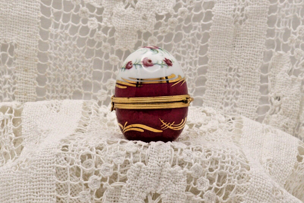 Limoges, France. Artoria. Egg shaped trinket box with roses - LADYBIRD LAUGH