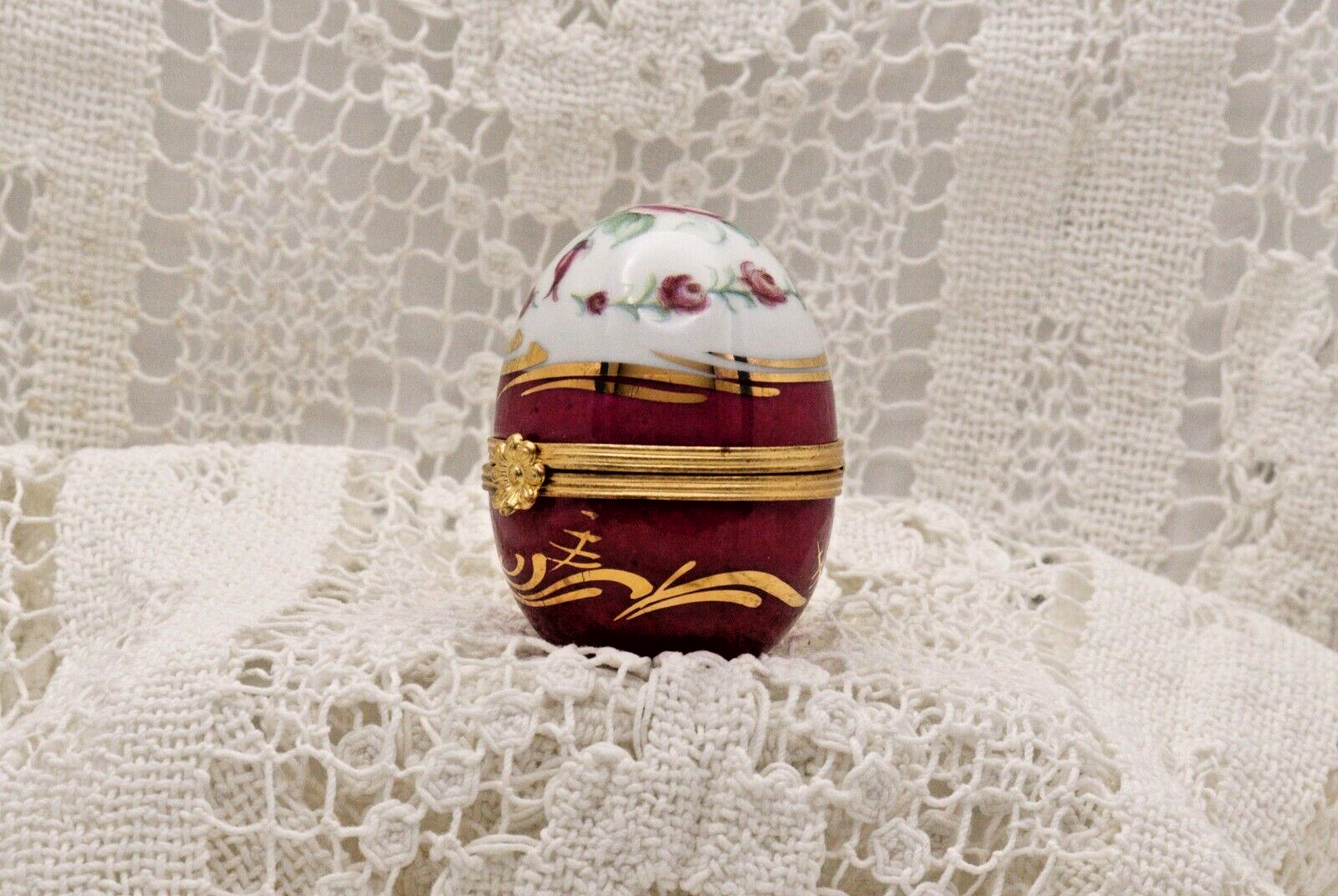 Limoges, France. Artoria. Egg shaped trinket box with roses - LADYBIRD LAUGH