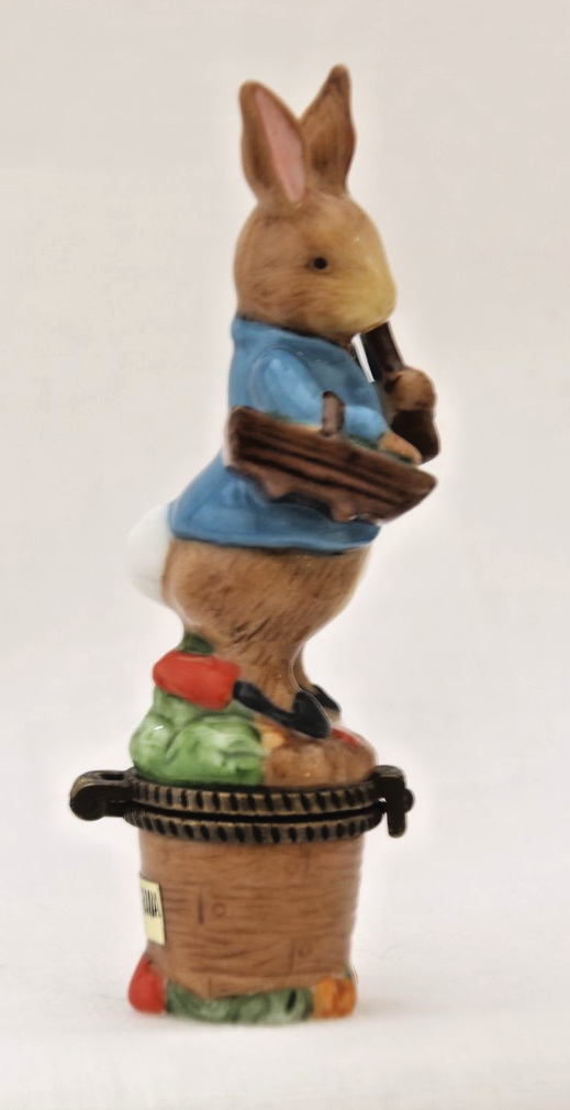 Limited EditionPorcelain Hinged Trinket Box Midwest Cannon FW&CO Peter Rabbit - LADYBIRD LAUGH