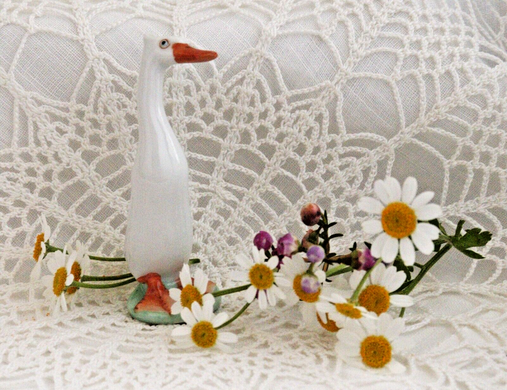 Cheeky white Runner Duck - Herend Hungary Hand Painted - LADYBIRD LAUGH