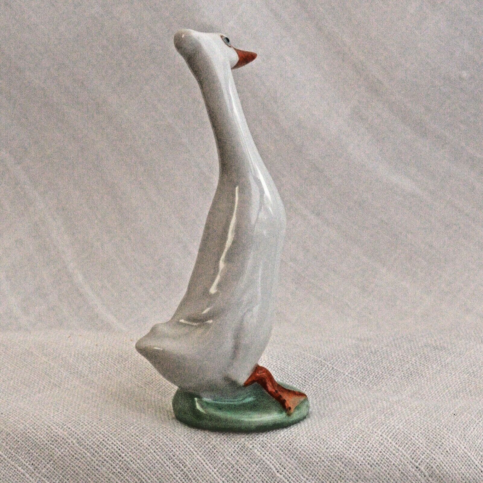 Cheeky white Runner Duck - Herend Hungary Hand Painted - LADYBIRD LAUGH