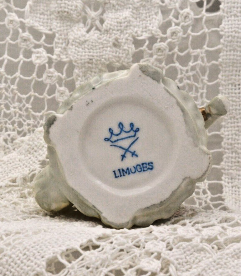 Tea Party with Tea and Crumpets Trinket Box - LADYBIRD LAUGH