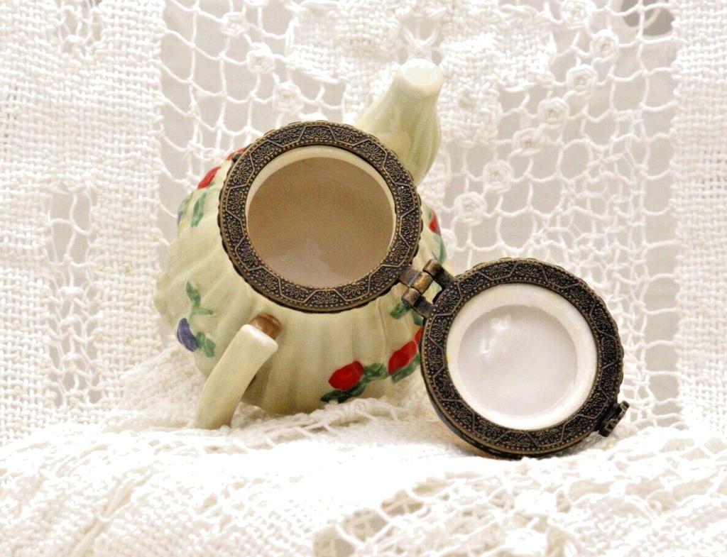 Tea Party with Tea and Crumpets Trinket Box - LADYBIRD LAUGH