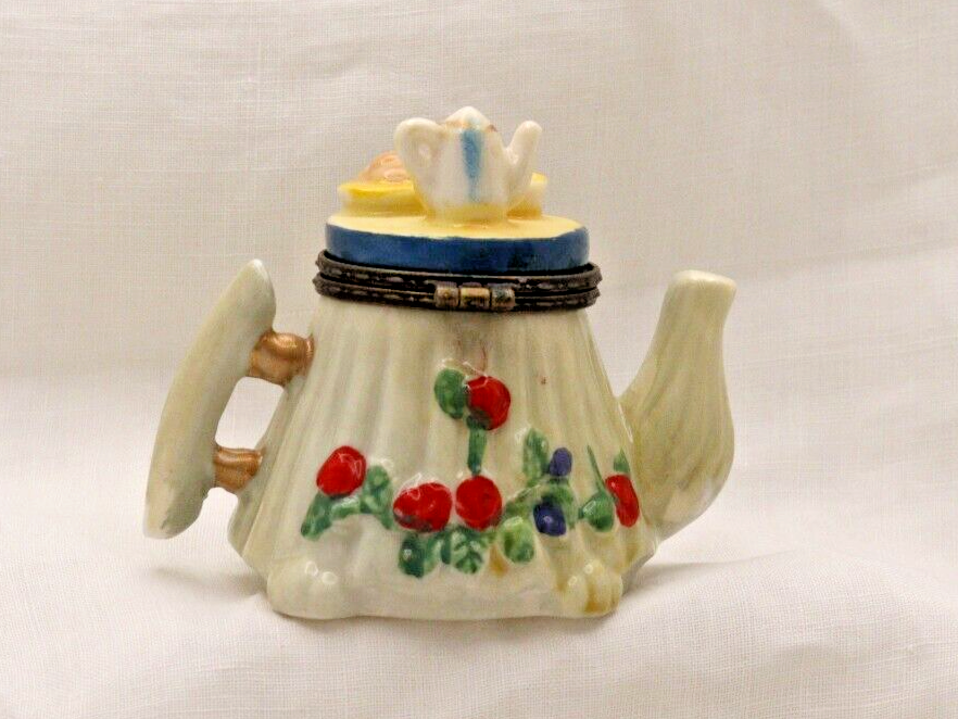 Tea Party with Tea and Crumpets Trinket Box - LADYBIRD LAUGH