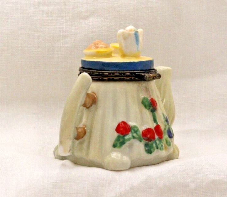 Tea Party with Tea and Crumpets Trinket Box - LADYBIRD LAUGH