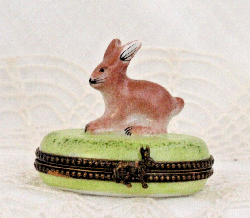 Rabbit on Grass Limoges - LADYBIRD LAUGH