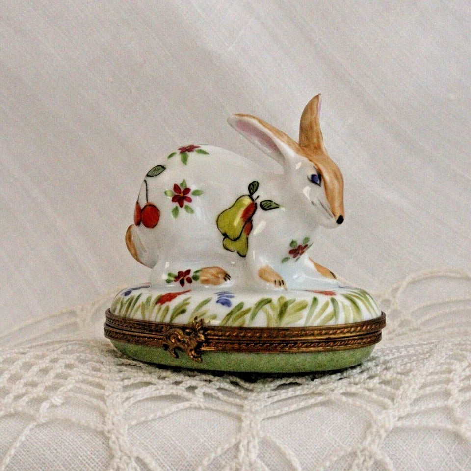 Limoges France Chamart Exclusive Rabbit Trinket Box with Fruit and Flowers – Peint Main