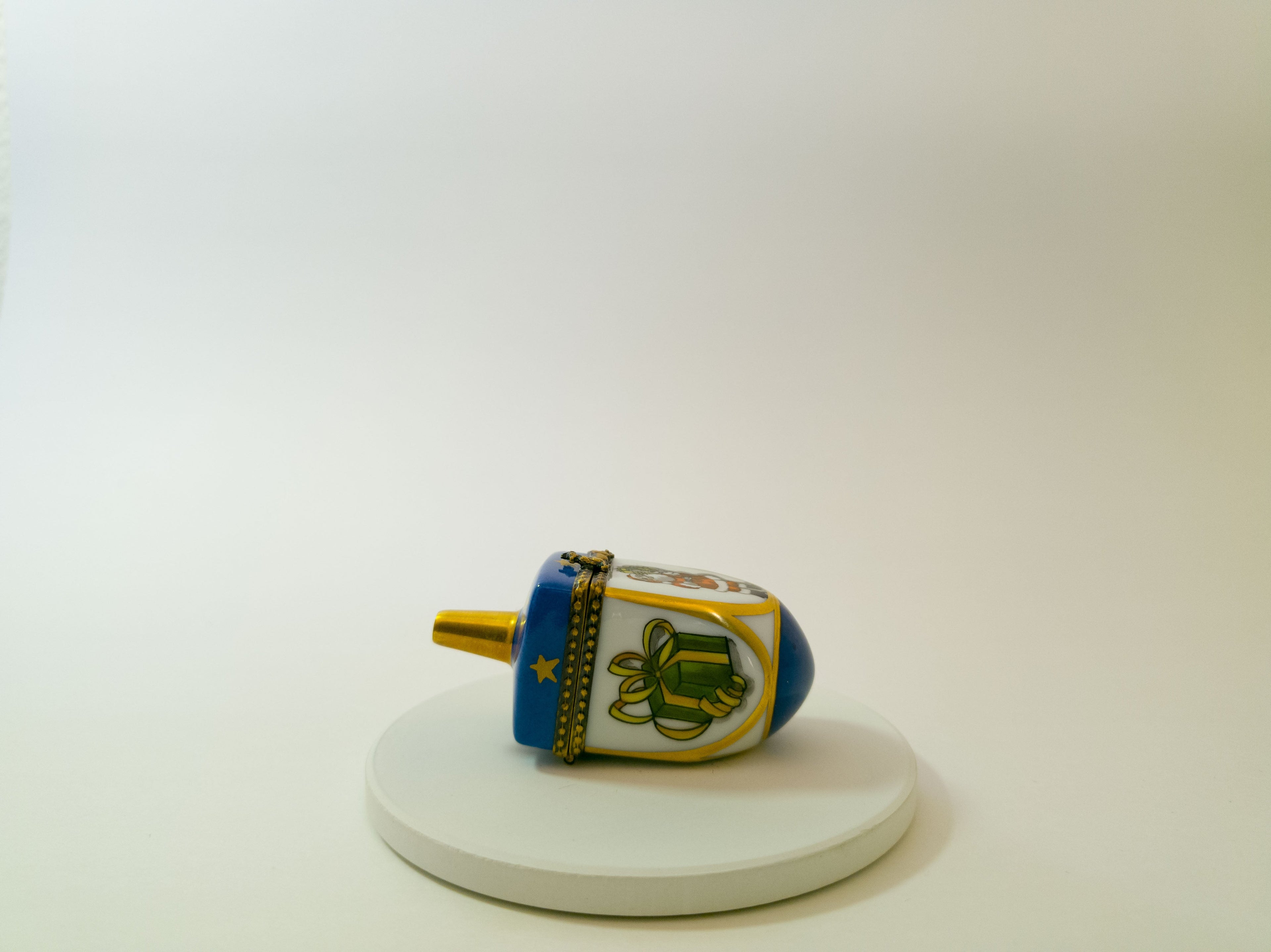 Limoges France Dreidel Trinket Box Hanukkah Hand Painted Porcelain