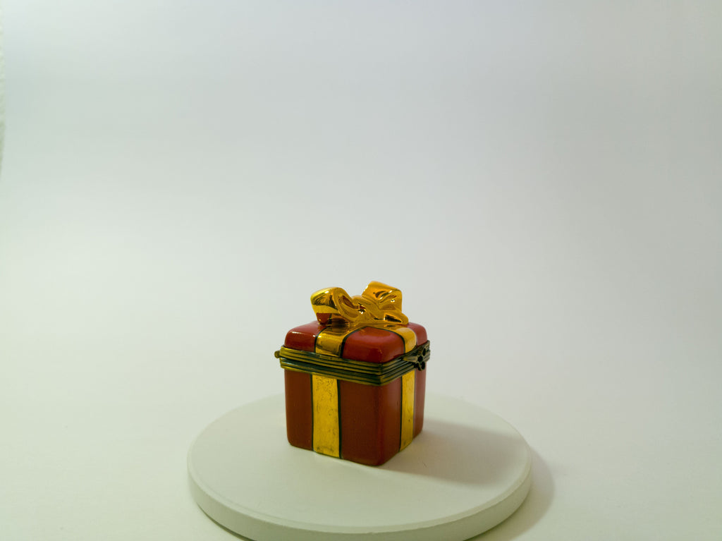 Limoges France Red & Gold Gift Box Trinket Box Hand Painted Porcelain