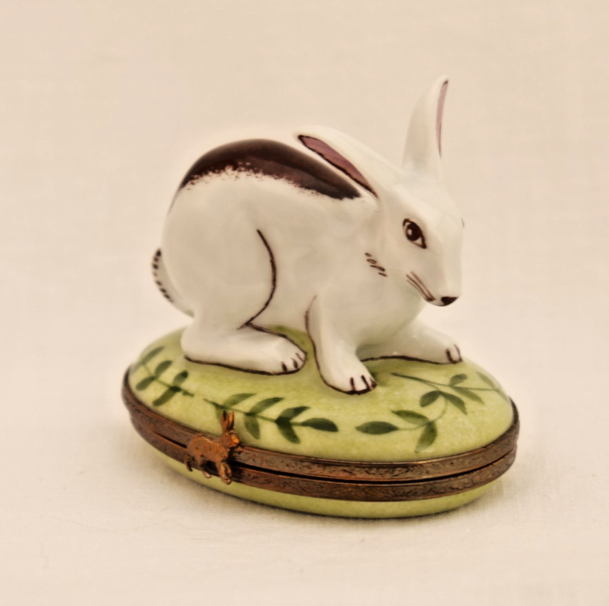 Limoges France Peint Main Signed White Rabbit on Grass Trinket Box