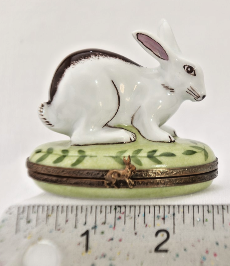 Limoges France Peint Main Signed White Rabbit on Grass Trinket Box