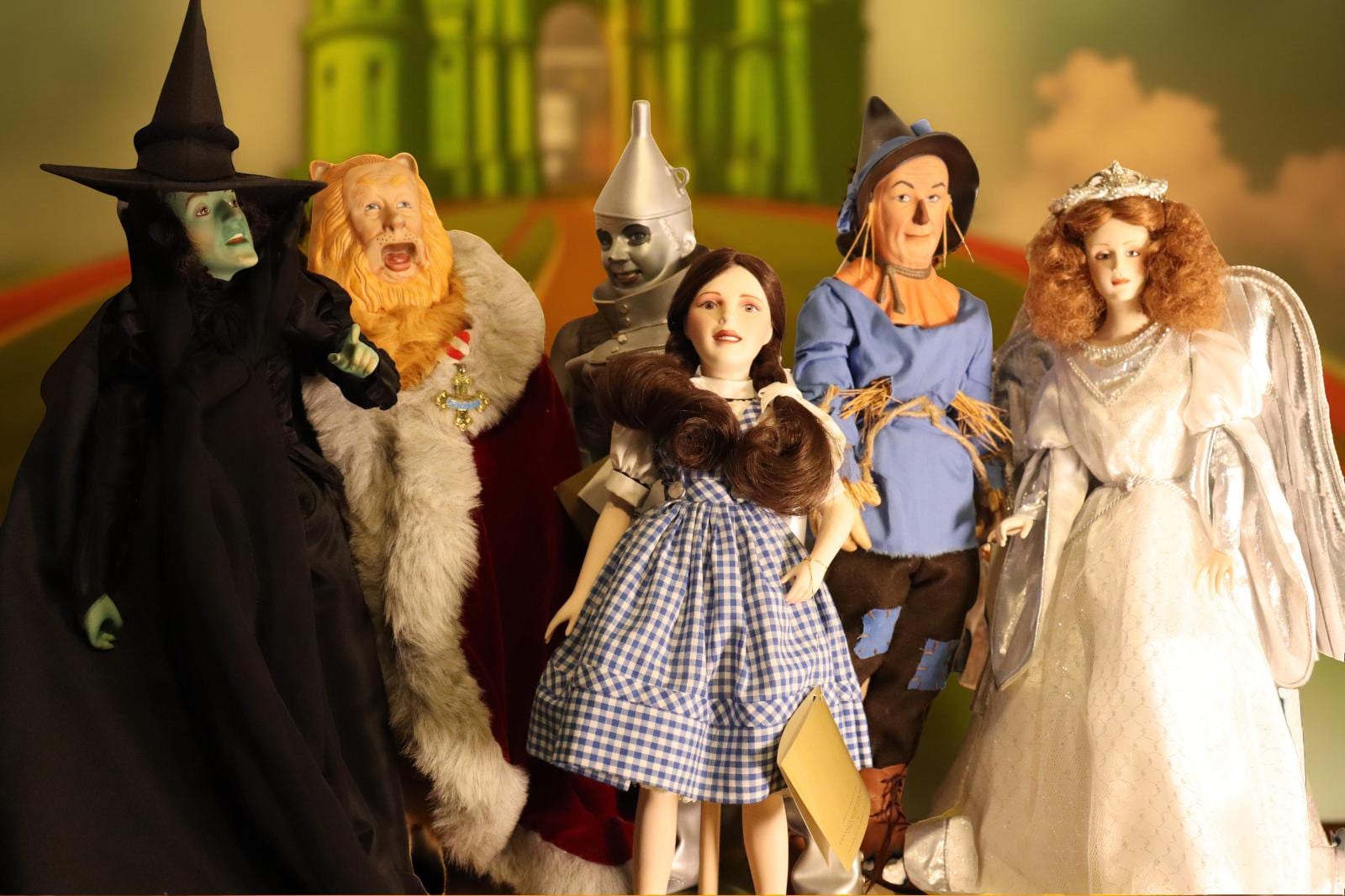 Wizard of Oz Heirloom Doll Collection – Dorothy, Tin Man, Lion, Scarecrow, Witch