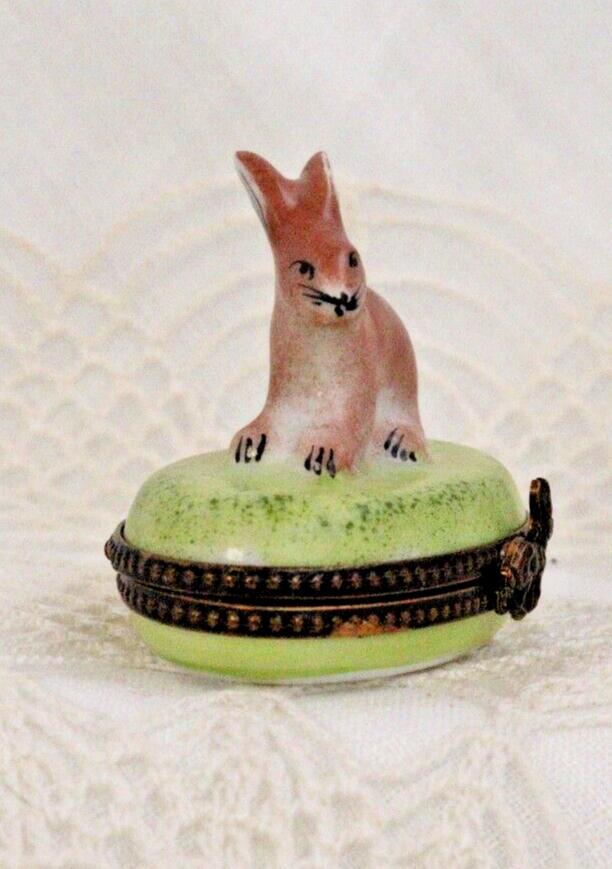 Rabbit Trinket Box: Vintage Hand-Painted Porcelain (Oval Shape)