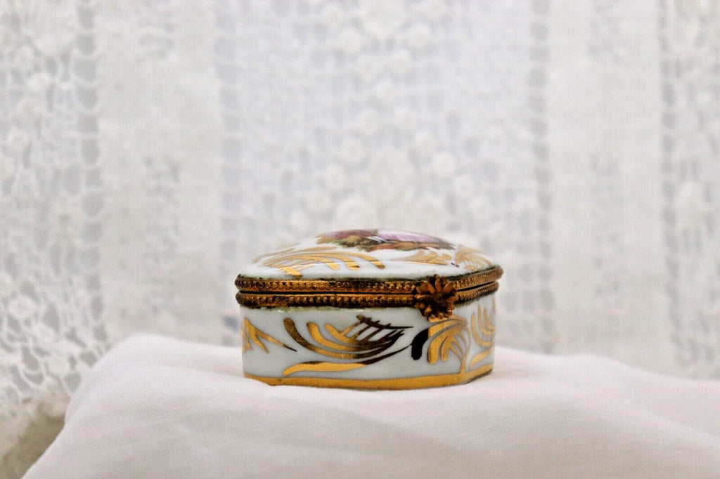 Vintage Limoges France Romantic Couple Trinket Box Hand Painted Porcelain