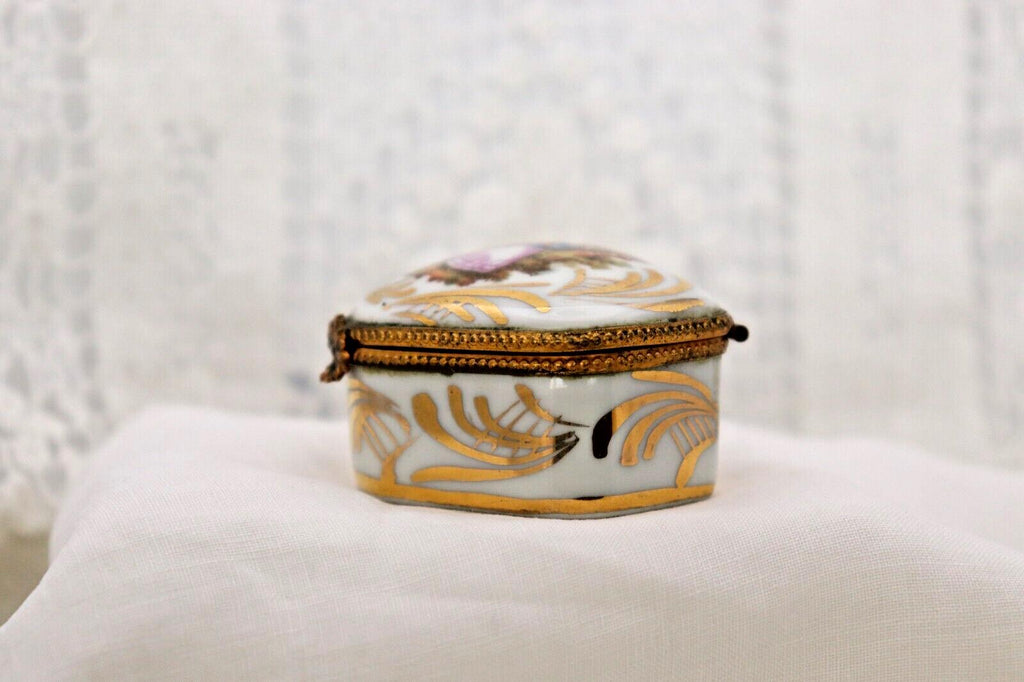 Vintage Limoges France Romantic Couple Trinket Box Hand Painted Porcelain