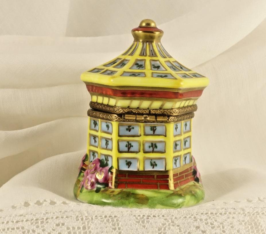 Limoges France Peint Main Garden Gazebo Trinket Box Hand Painted Porcelain