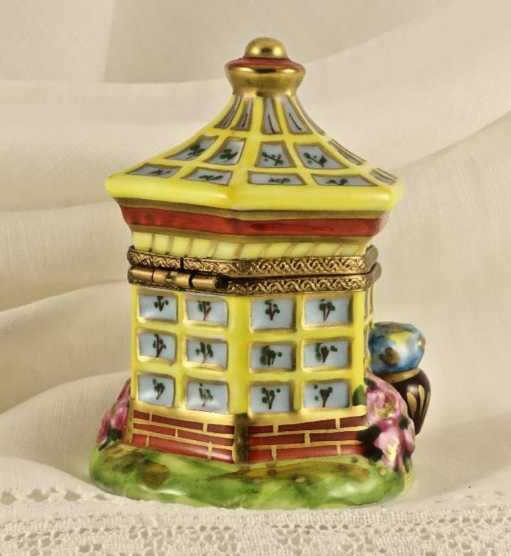 Limoges France Peint Main Garden Gazebo Trinket Box Hand Painted Porcelain