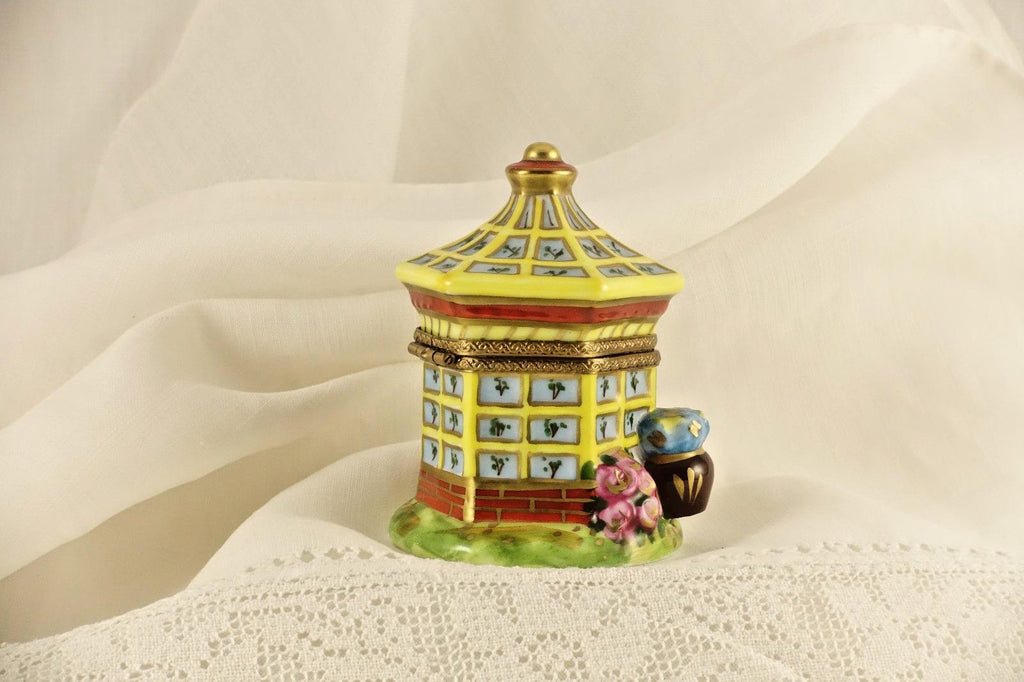 Limoges France Peint Main Garden Gazebo Trinket Box Hand Painted Porcelain