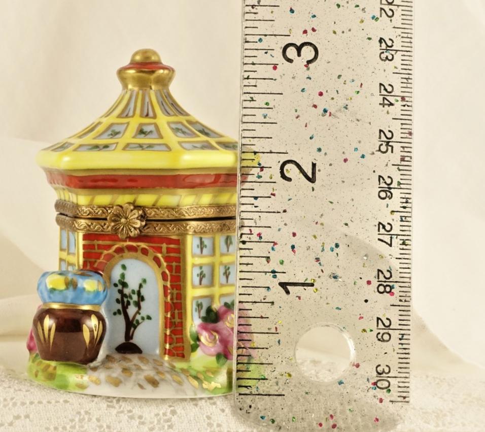 Limoges France Peint Main Garden Gazebo Trinket Box Hand Painted Porcelain