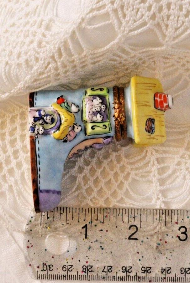 Limoges Old Woman in a Shoe Trinket Box | Mouse Family Collectible