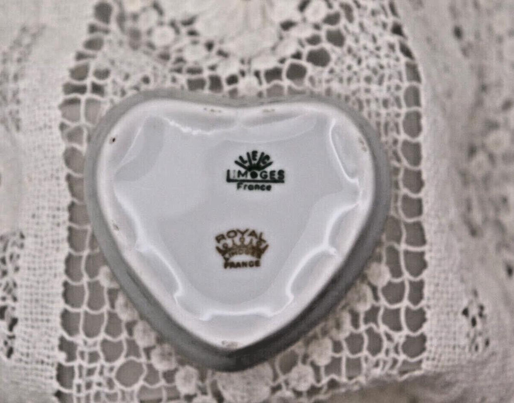Limoges France Heart Trinket Box Paris Rencontre Au Café | Hand Painted Porcelain
