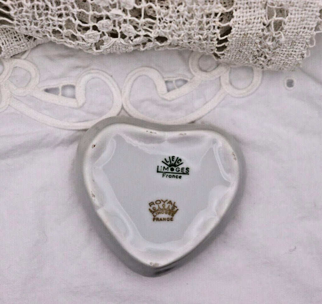 Limoges France Heart Trinket Box Paris Rencontre Au Café | Hand Painted Porcelain