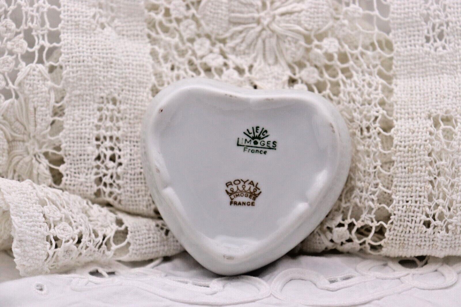 Limoges France Heart Trinket Box Paris Rencontre Au Café | Hand Painted Porcelain