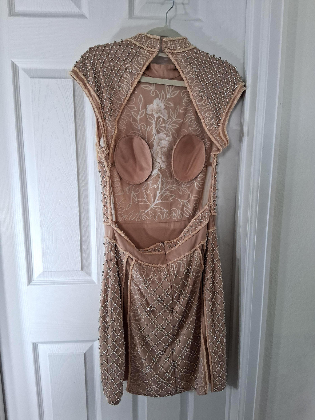 Radiate Confidence! Jovani Nude Beaded Cocktail Dress sz 12 - A Must-Have for Your Special Occasions! Sz 12