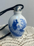 Limoges - Chinese blue and white snuff bottle necklace
