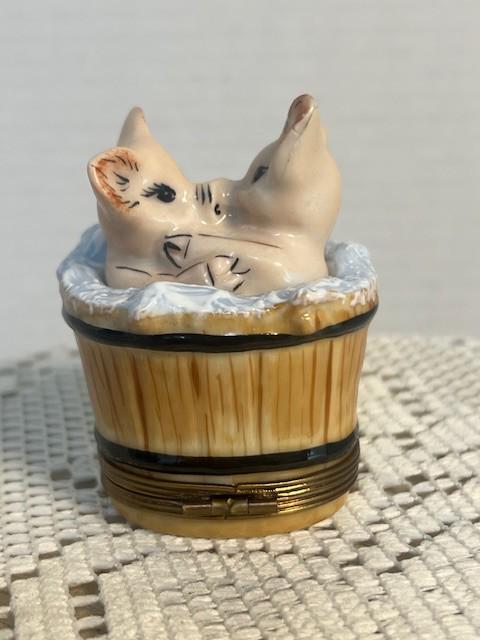 Limoges France Valentine Pigs in Bathtub Trinket Box Hand Painted Porcelain