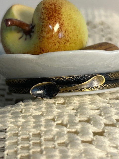 Limoges France Peint Main Sliced Golden Apple on Plate Porcelain Trinket Box