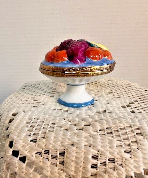 Limoges France Fruit Bowl Trinket Box | Hand Painted Porcelain