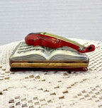 Limoges france violin on music book porcelain trinket box, peint main