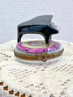 Limoges baby grand piano porcelain trinket box, peint main