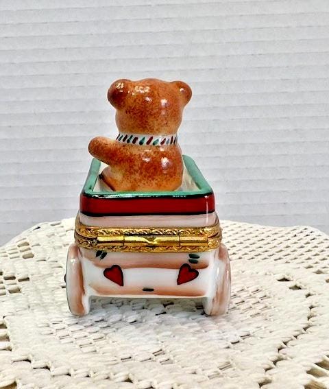 Rochard limoges teddy bear on wagon porcelain trinket box, peint main