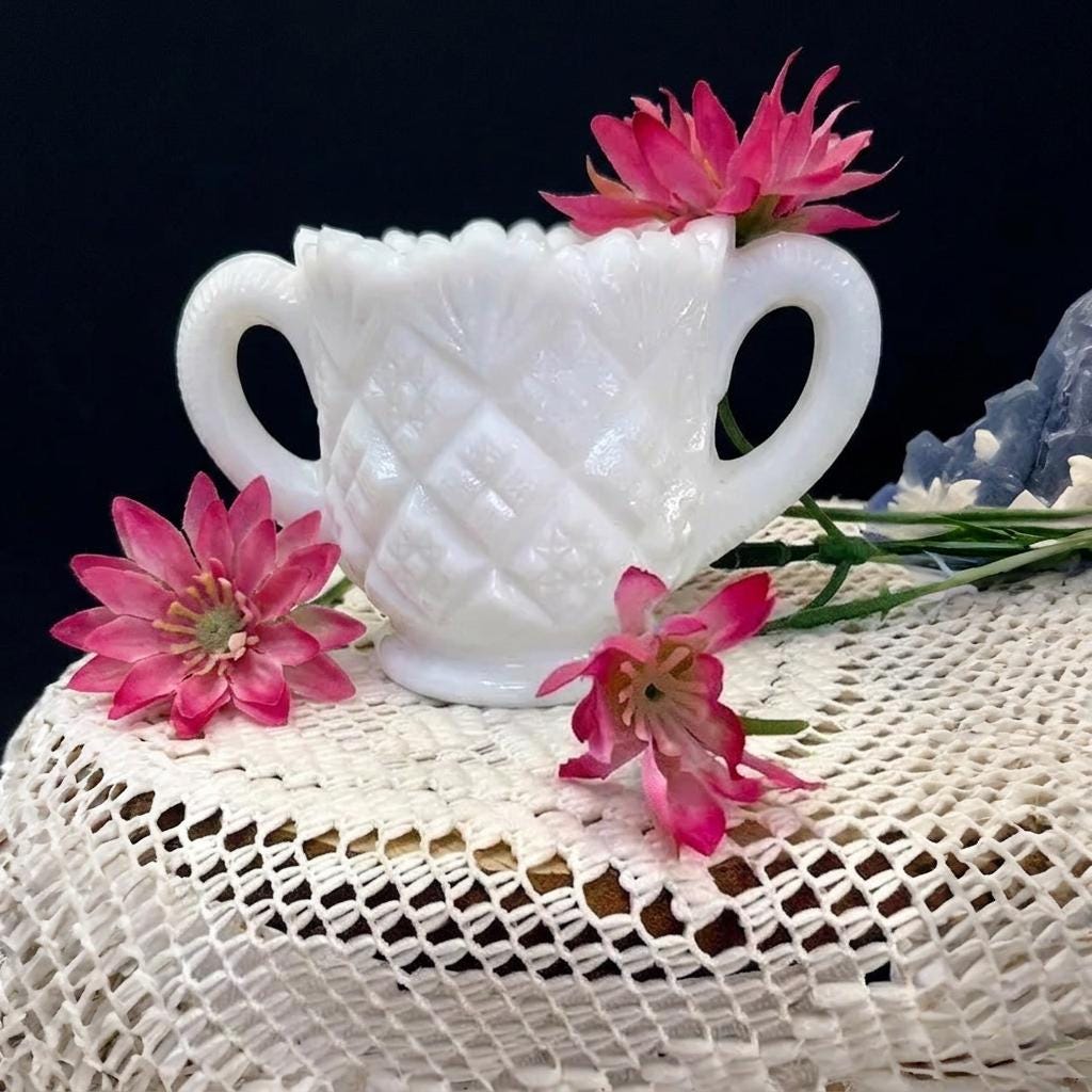Vintage westmoreland thumbelina milk glass miniature creamer