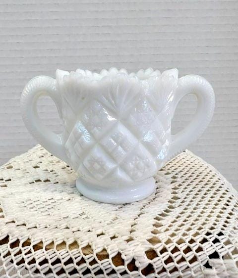 Vintage westmoreland thumbelina milk glass miniature creamer