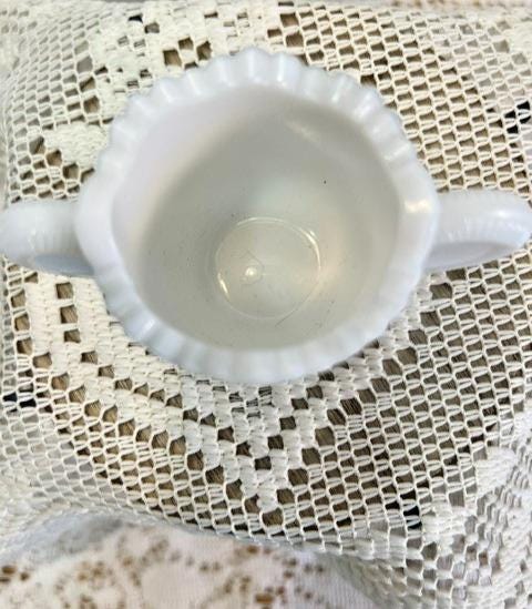 Vintage westmoreland thumbelina milk glass miniature creamer
