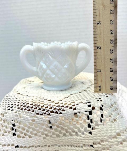 Vintage westmoreland thumbelina milk glass miniature creamer