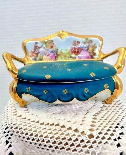Limoges france blue green settee porcelain trinket box, peint main