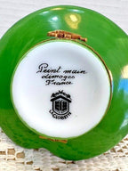 Limoges france ladybug playing violin porcelain trinket box, peint main