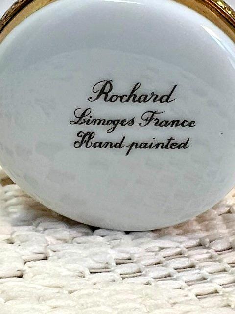 Limoges france gold french horn porcelain trinket box, peint main