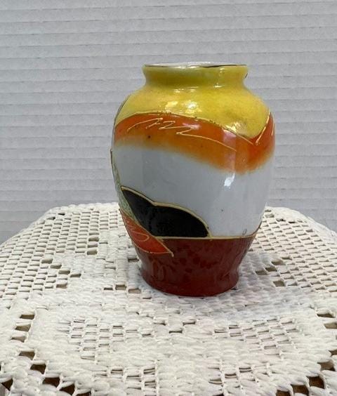 Japanese satsuma yellow miniature vase, dating to the "occupied japan" era