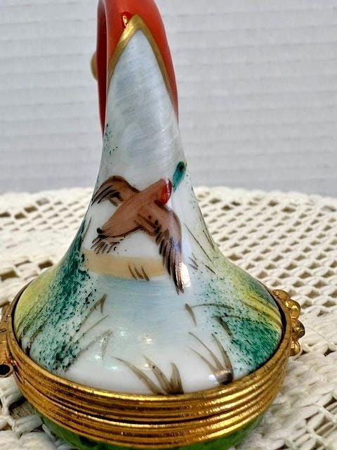 Limoges france waterfowl french horn porcelain trinket box, peint main